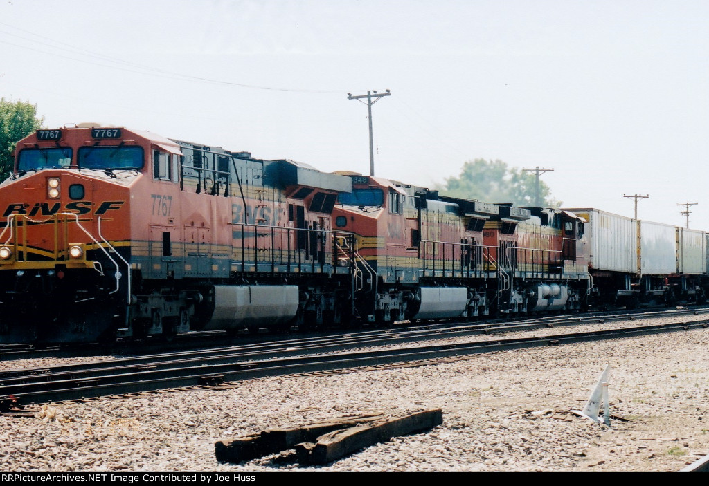 BNSF 7767 West